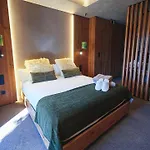 Hotel The Mountains Serra Nevada