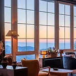 The Mountains Hotel 3*