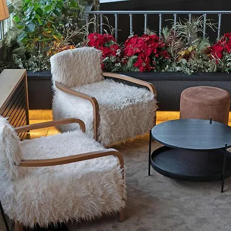 The Mountains Hotell