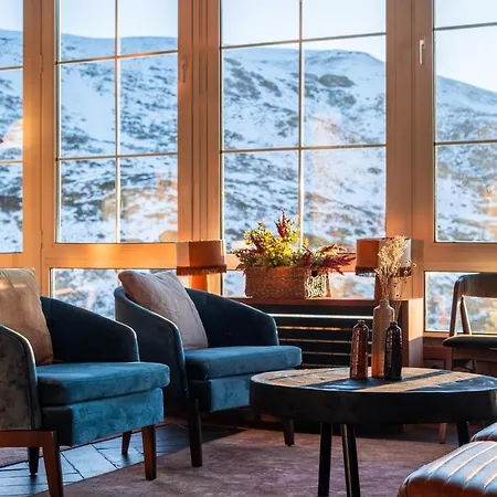 The Mountains 3* Sierra Nevada