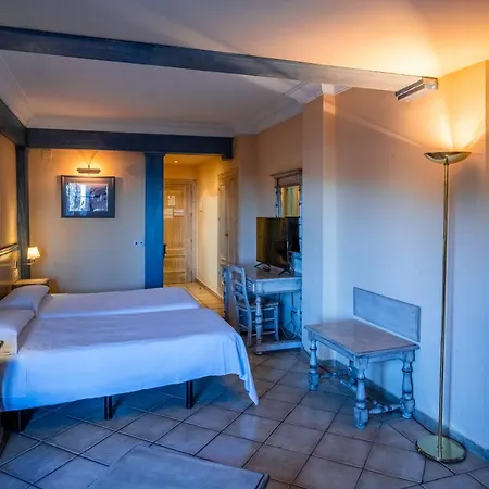 Hotell The Mountains Sierra Nevada