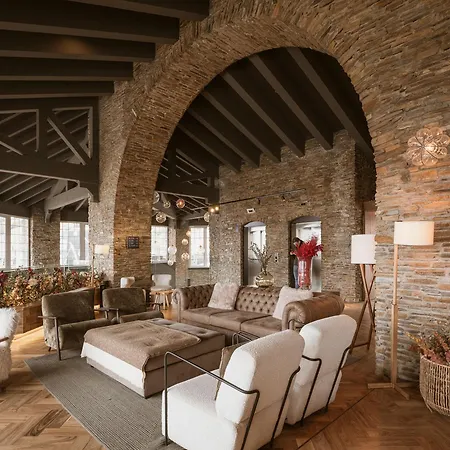 Hotell The Mountains