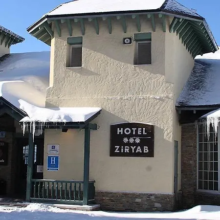 The Mountains Hotell