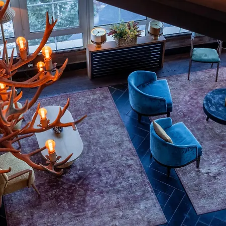 Hotell The Mountains 3*