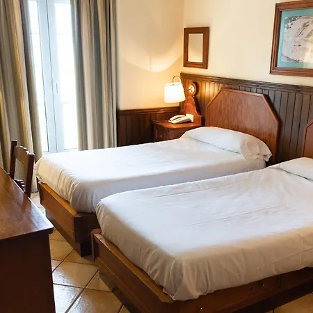 The Mountains Hotell 3*