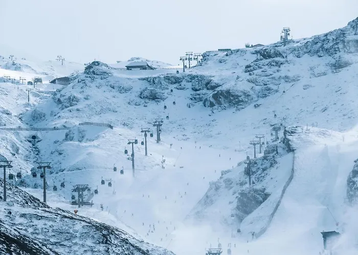 The Mountains Ξενοδοχείο 3*