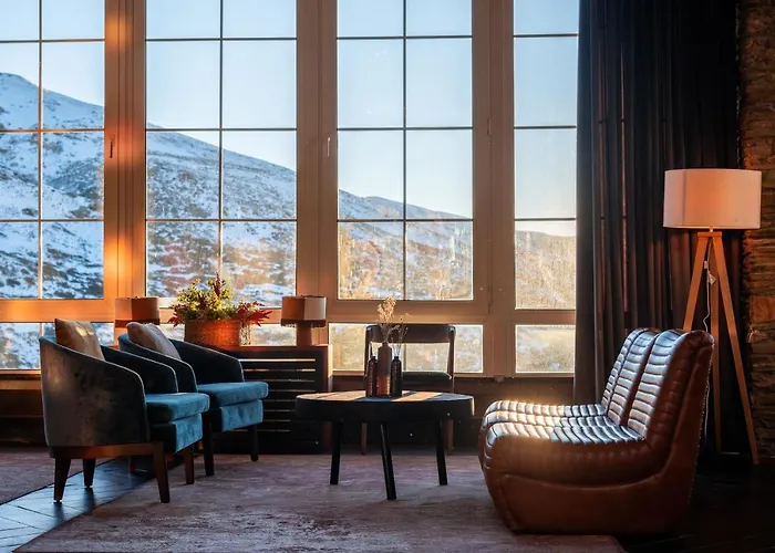 Ξενοδοχείο The Mountains 3*