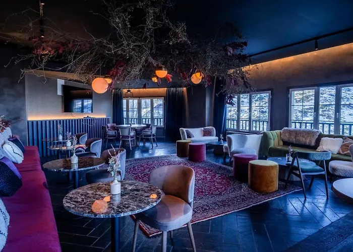 The Mountains Σιέρρα Νεβάδα