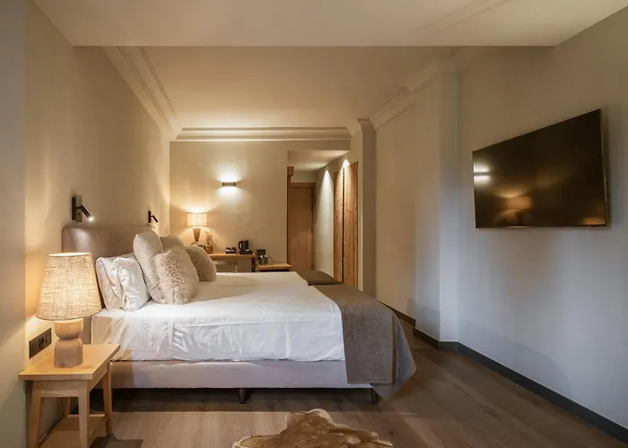 מלון The Mountains סיירה נבדה