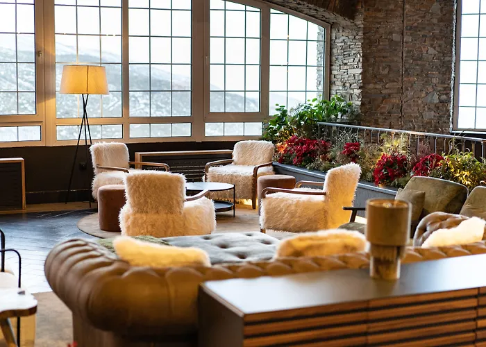 The Mountains מלון 3*