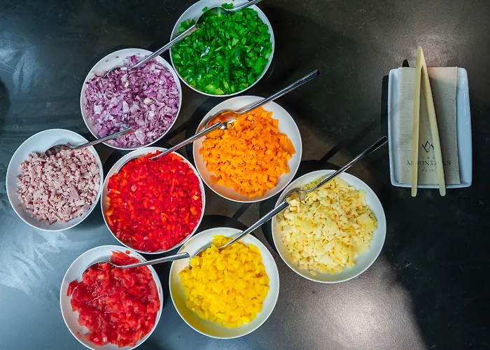 מלון The Mountains סיירה נבדה