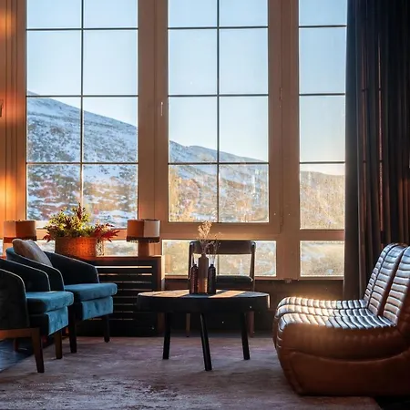 Hotel The Mountains 3*