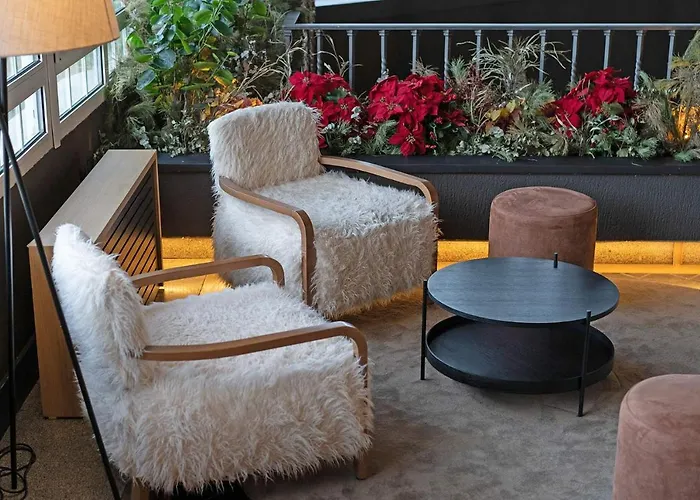 The Mountains Szálloda