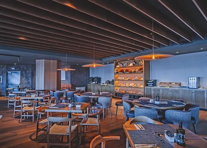 The Mountains 3* Sierra Nevada