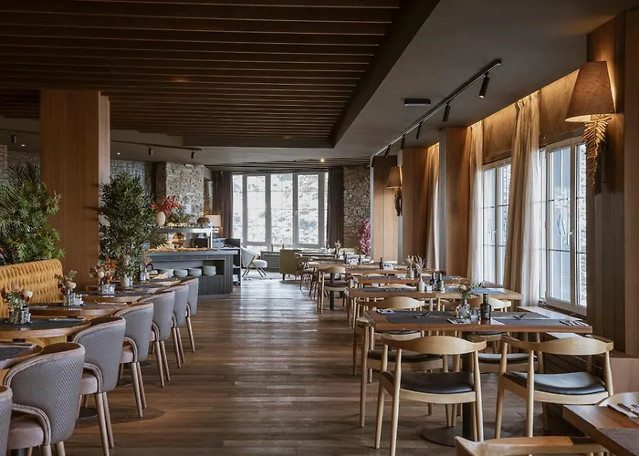 The Mountains Szálloda