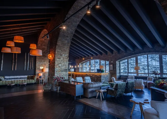 Szálloda The Mountains Sierra Nevada